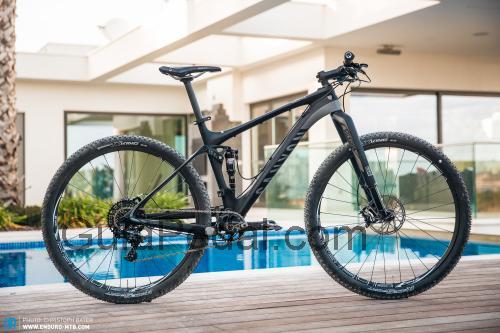 Canyon Lux CF ficha técnica y opiniones